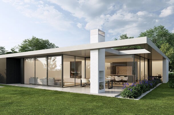 Moderne gelijkvloerse villa met grote glaspartijen, strakke architectuur en overkragend dak, omringd door een groene tuin.