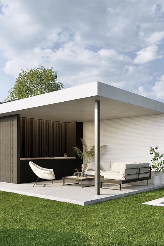 Moderne gelijkvloerse villa met grote glaspartijen, strakke architectuur en overkragend dak, omringd door een groene tuin.
